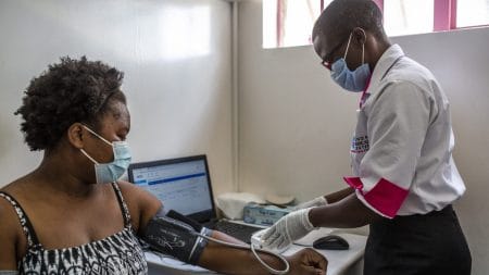Kenya Study Shows AI Cut Medical Errors but Exposes Deeper Implementation Challenges kenya medical medicine hospital