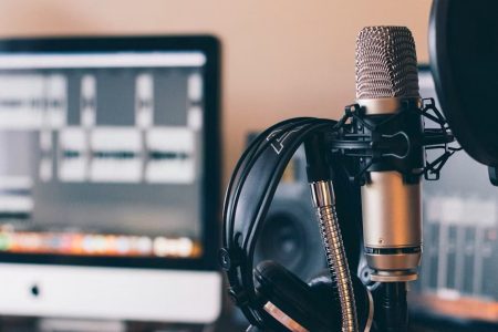 Eastern Cape Broadcasters See Responsible AI as Tool for Radio Growth Radio Mic Unsplash resized